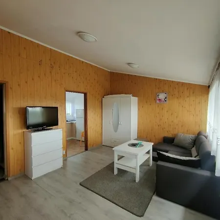 Na Farmie Ferienhaus *